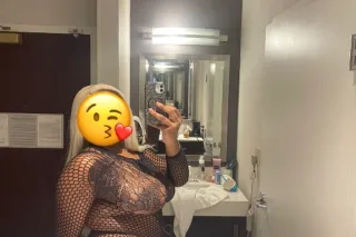 NEW IN TOWN ! SEXY BROWNSKIN EBONY 🍫! DADDY COME PLAY - Image 2